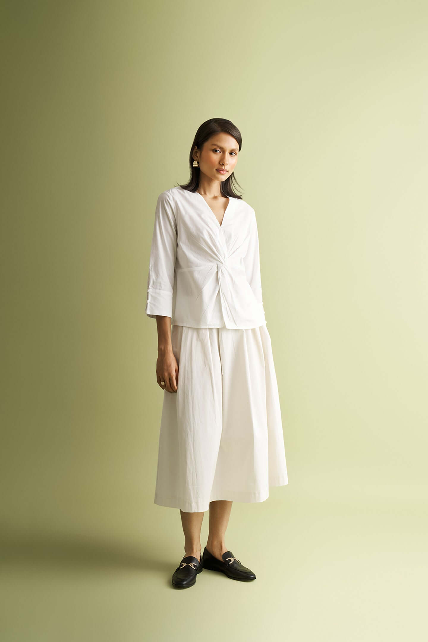 Front Twist Top in White - Lukas shop %
