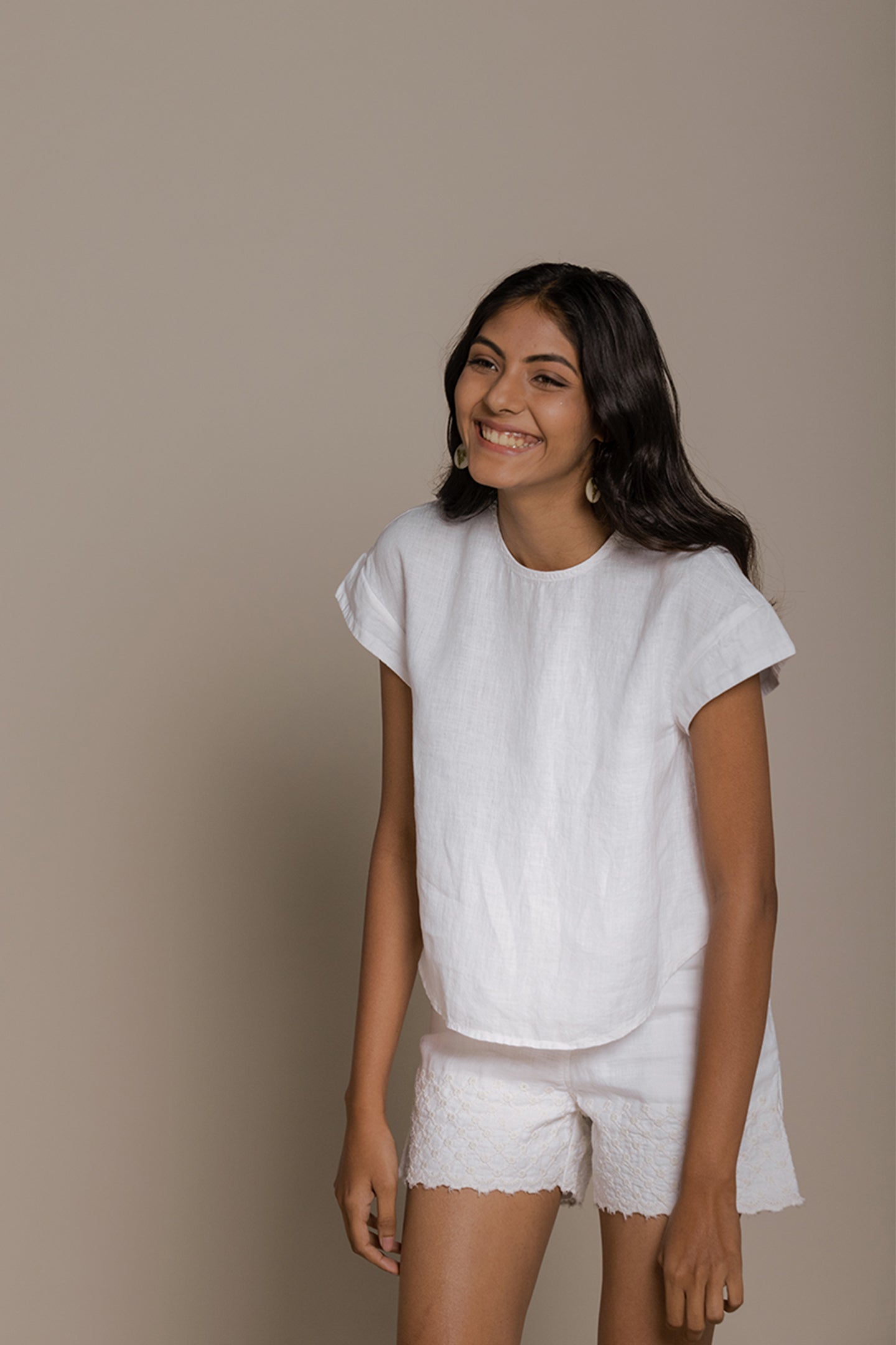 Sandcastle Saturdays Top in White - Lukas shop %
