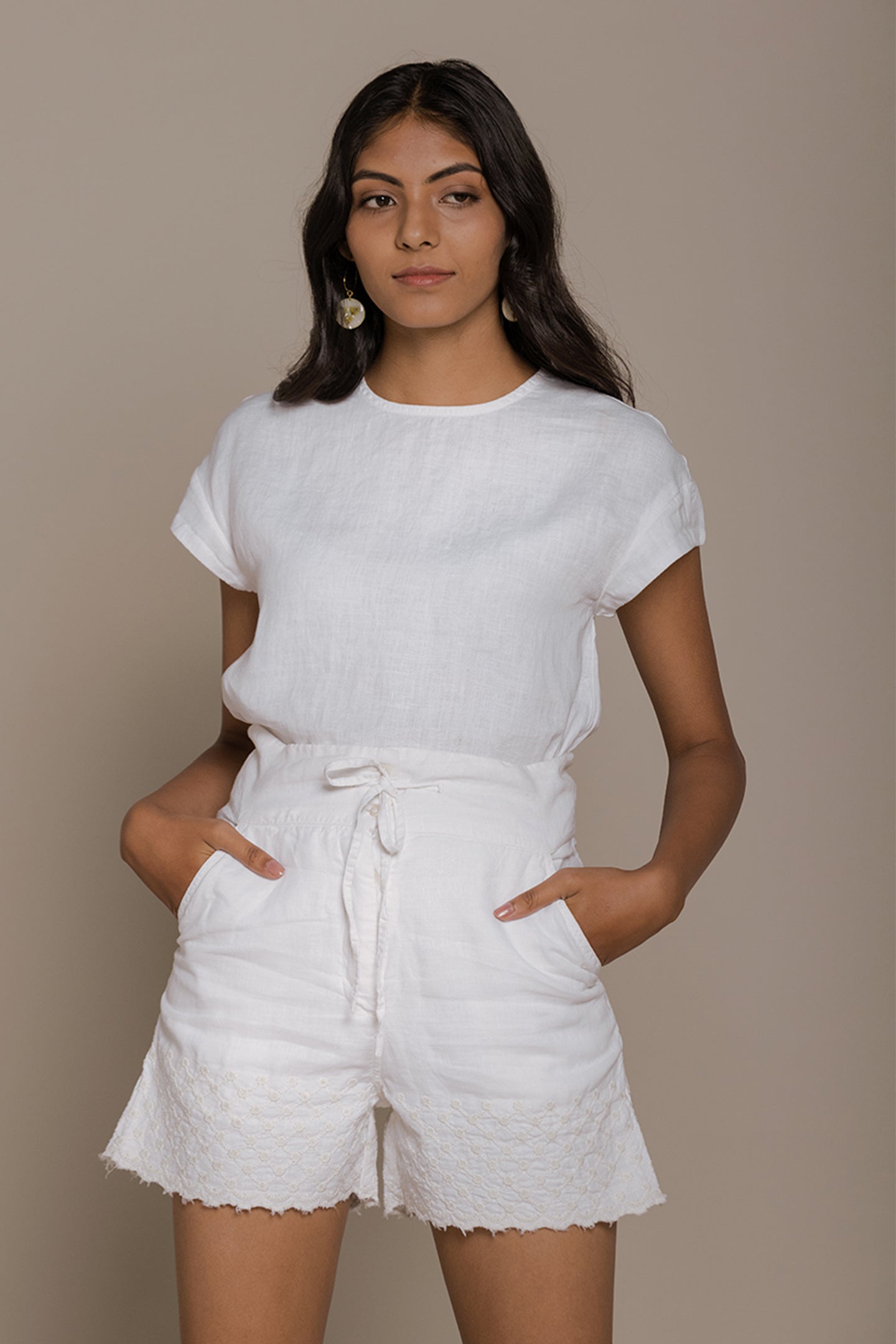 Sandcastle Saturdays Top in White - Lukas shop %