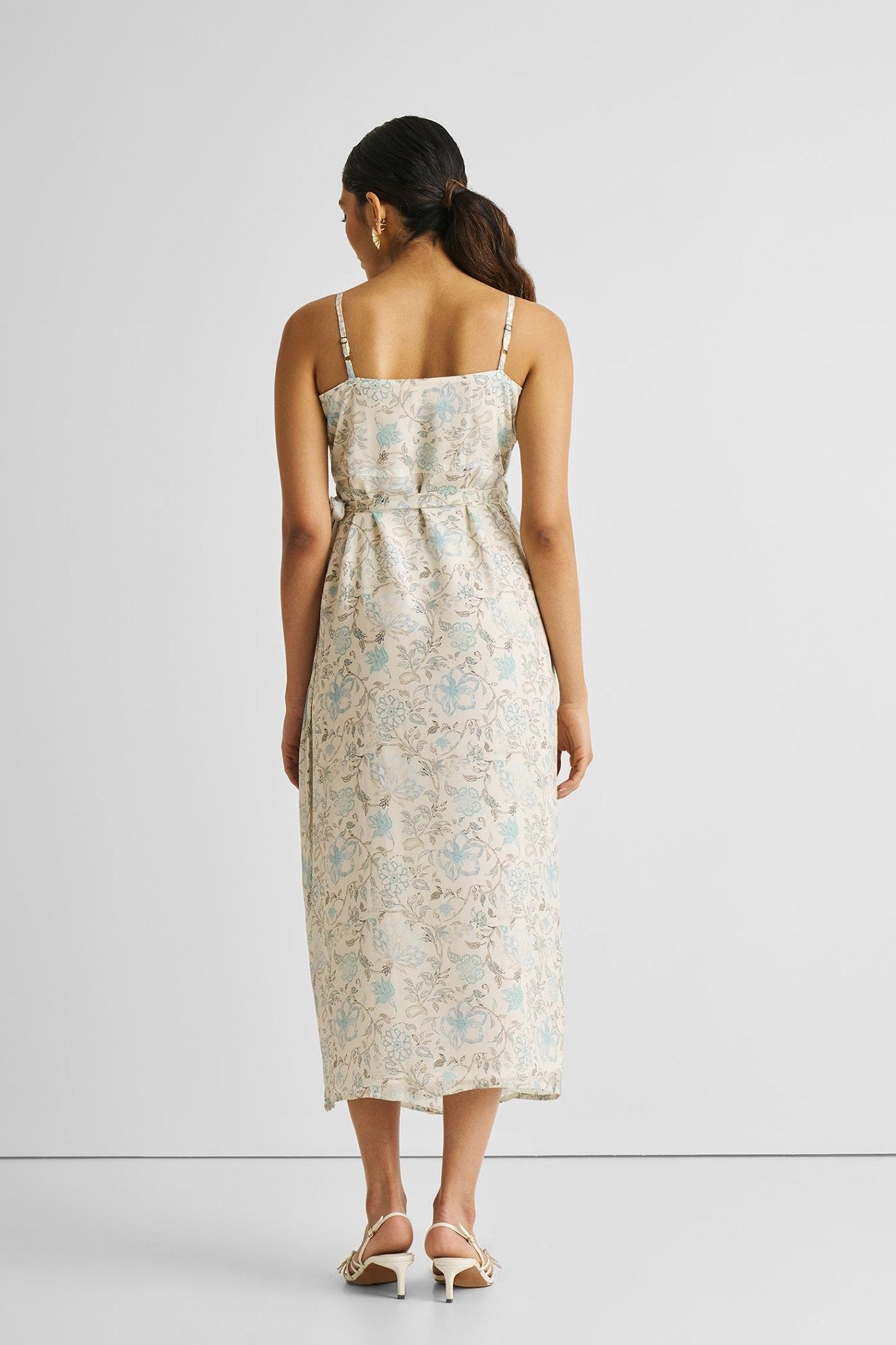Strappy Wrap Dress in Blue Florals - Lukas shop %