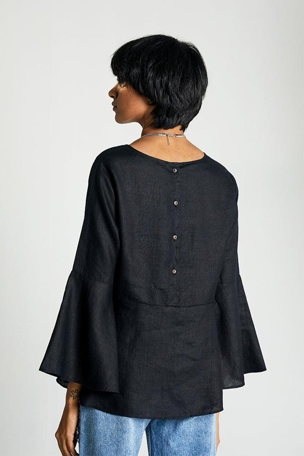 The Button Back Shirt - Lukas shop %